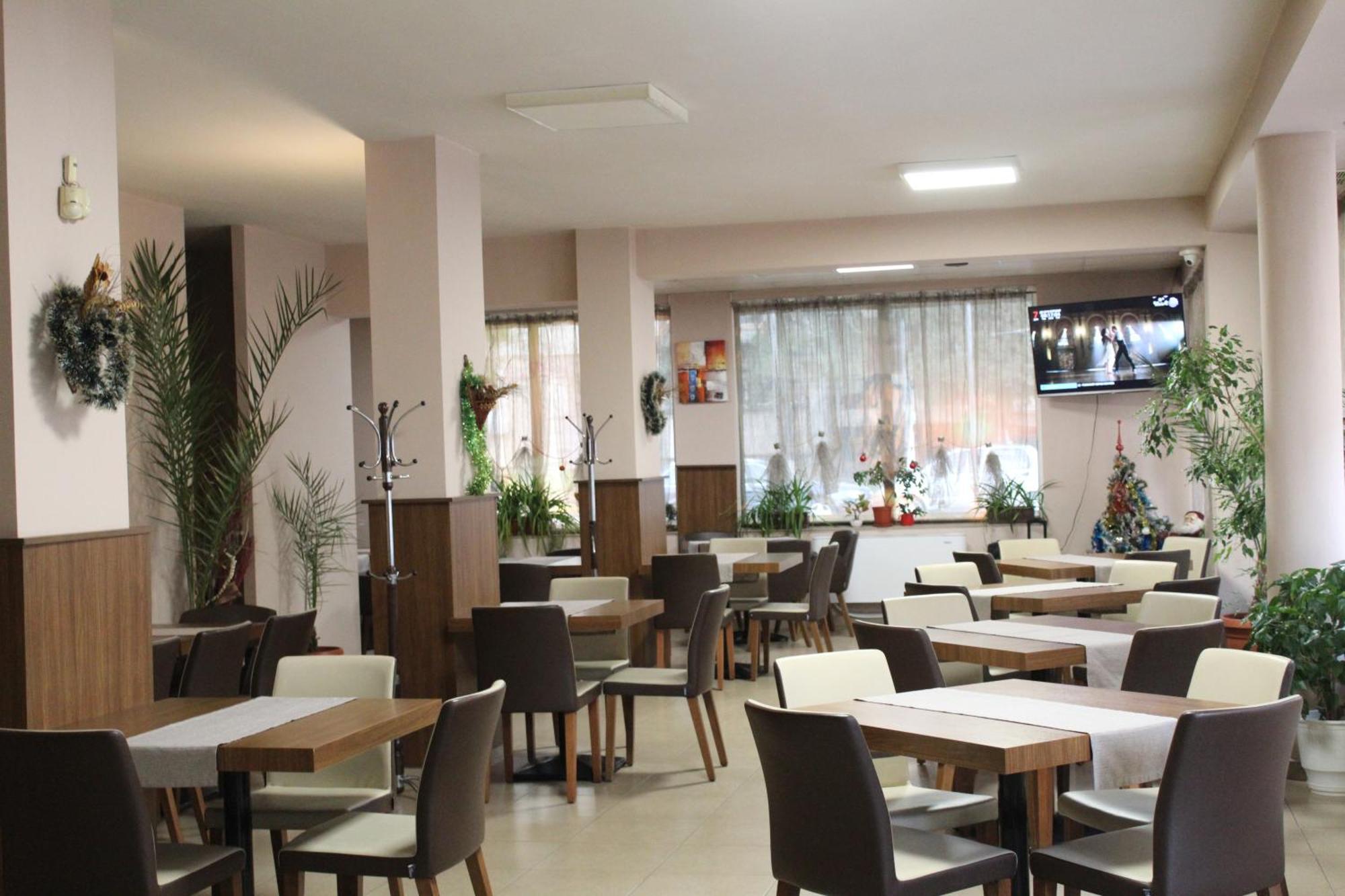 Hotel Bulgaria Kharmanli Exterior foto